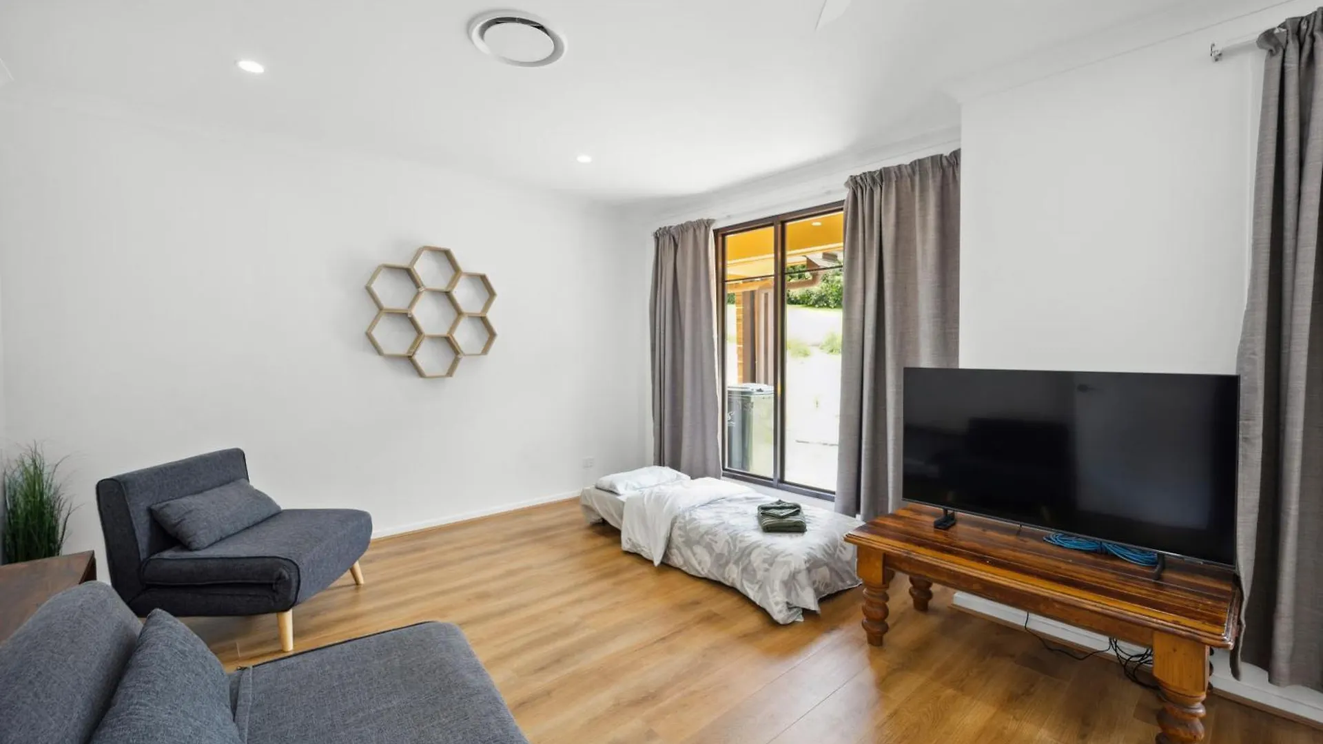 Landoma Lodge Mount Tamborine 0*,  Australia
